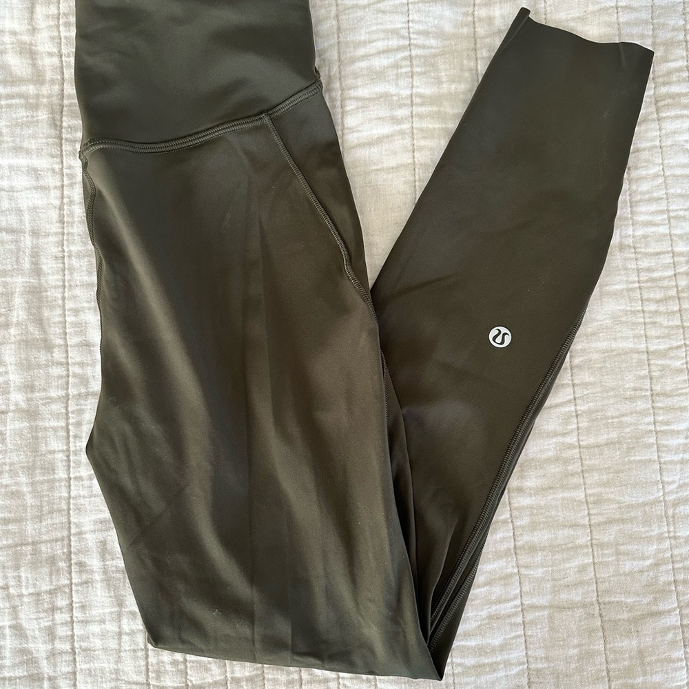 Lululemon Base Pace High Rise Running tight 25” - Olive Green size 4